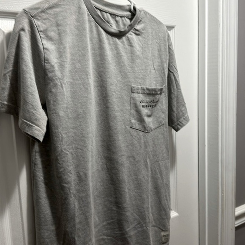 Eddie Bauer Gray Workware TeeShirt
#streetwear